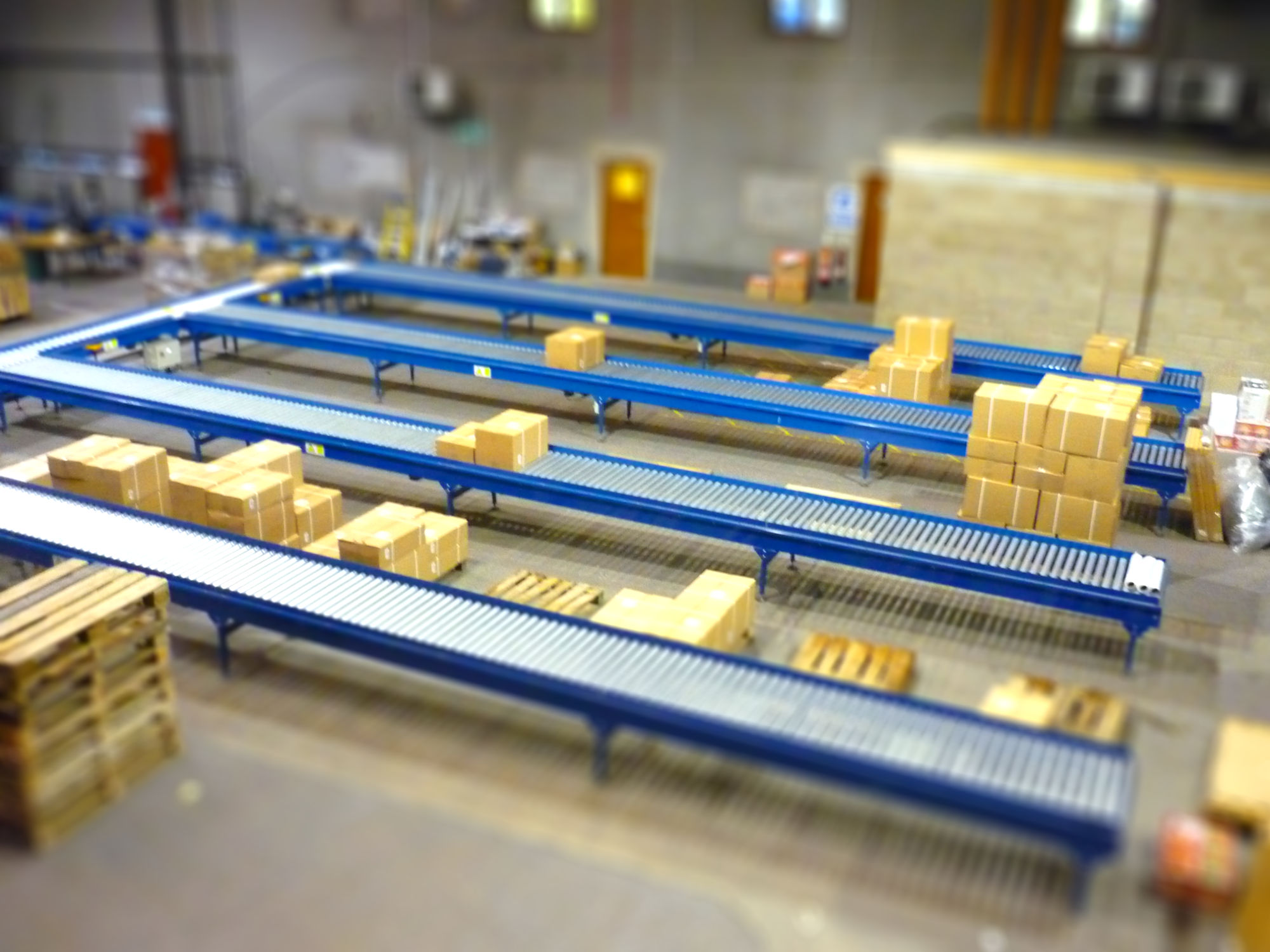 輥筒輸送線現(xiàn)場設(shè)計，輥筒流水線廠家